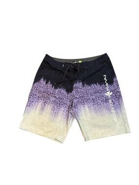 Quiksilver Boardshorts Men’s Size 33 8’ Inseam Hawaii Logo Print Surf Swim
